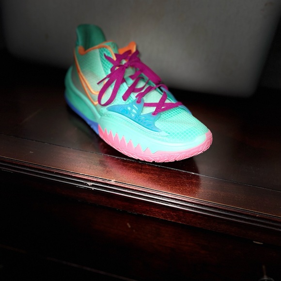 kyrie low 4 keep sue fresh